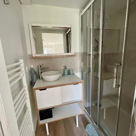 La Petite Suzette, A 2min A Pied De La ! Holiday home